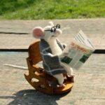 வயசான காக்கா… கிழட்டு எலி எங்கே…?