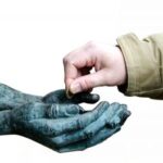 என் பணத்தை பிறருக்கு ஏன் கொடுக்க…