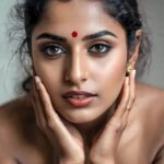 பெண்ணுக்கு முகமே விசிட்டிங் கார்டு