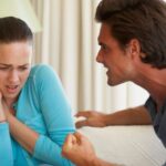 காதலியை கத்தியால் குத்தினா தப்பா சார்..?