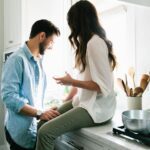 திருமணம் முடிக்காமல் சேர்ந்து வாழ்வது புரட்சியா..?