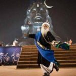 நித்தியானந்தா வழியில் ஜக்கி வாசுதேவ் எஸ்கேப்.?