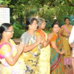 பூங்காவில் யோகா மையம், தியான கூடம்