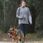 மனிதனை நாய் வளர்க்குமா..?