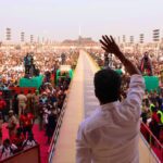 விஜய் கண்களில் பேராசை.. வாய் நிறைய…