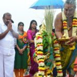 உண்டியலில் விழுந்த செல்போன் யாருக்கு சொந்தம்..?