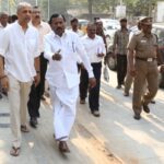 சாலை பழுது பார்க்க காங்கிரீட் கேக்