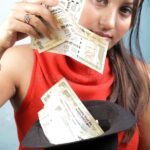 வங்கி என்பதும் மோசடிதான்..!