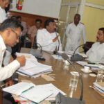 சென்னையில் லாரிகளுக்கும் வாகன நிறுத்தம்