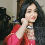 நட்சத்திரங்களைக் காண்பதற்கு இருட்டு அவசியமே…