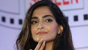 சினிமா நடிகைகள் மட்டும் ஏன் அழகு..?